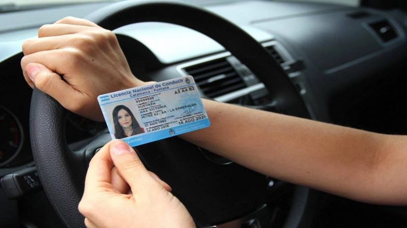 Vuelve la atención del Centro de Emisión de Licencias de Conducir