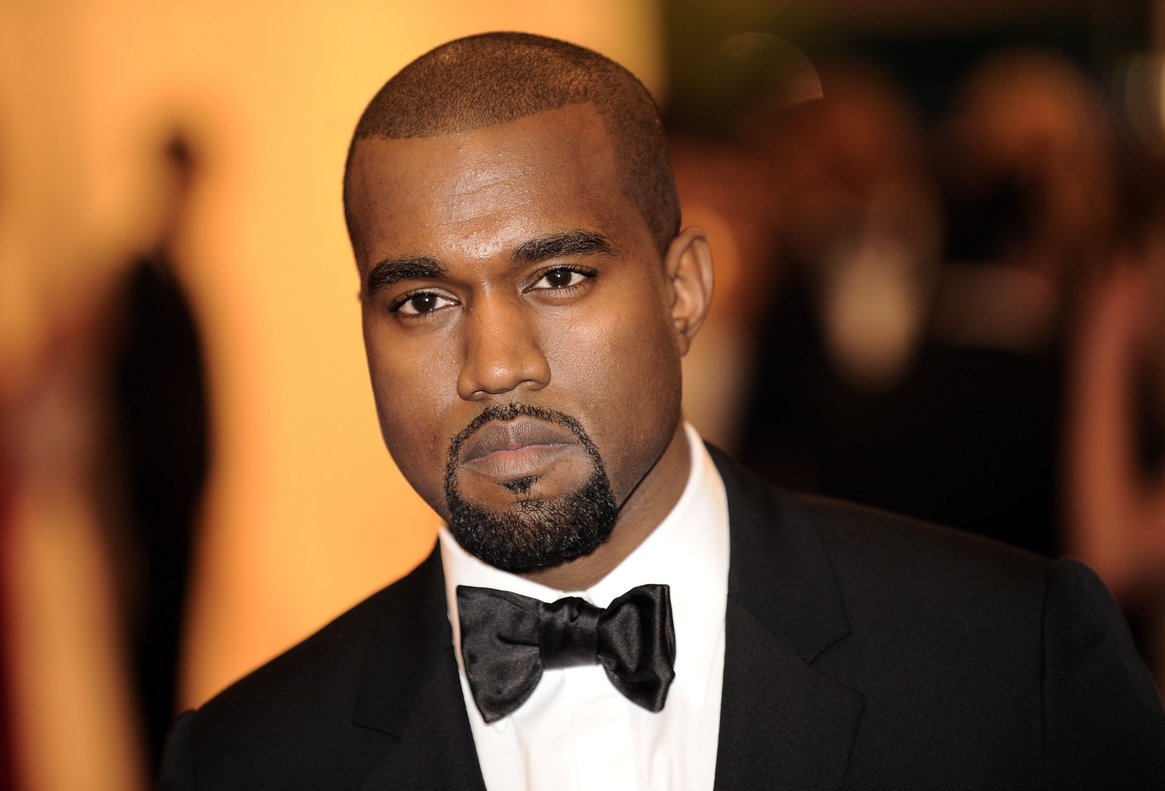 Kanye West vetaría todo “documental” que manche el nombre de su héroe, Michael Jackson