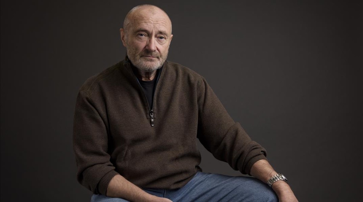 EL INFIERNO PERSONAL DE PHIL COLLINS: DEPRESIÓN, LITIGIOS ETERNOS CON SU EX, PROBLEMAS PARA CAMINAR…