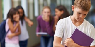«EL BULLYING ES EL ACOSO ESCOLAR, QUE PUEDE SUFRIR EL ADOLESCENTE POR PARTE DE SUS PARES»