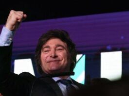 JAVIER MILEI: «SOMOS LA VERDADERA OPOSICIÓN»