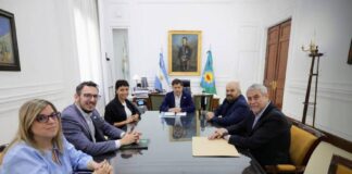 AXEL KICILLOF PIDIÓ TOMAR DEUDA POR US$ 150 MILLONES PARA PAGAR EL AGUINALDO