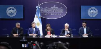 LA MAFIA DE LOS PLANES