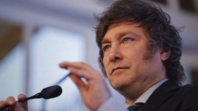 EL GOBIERNO PLANEA REALIZAR OTROS MILES DE BAJAS EN LOS CONTRATOS ESTATALES ANTES DE JUNIO