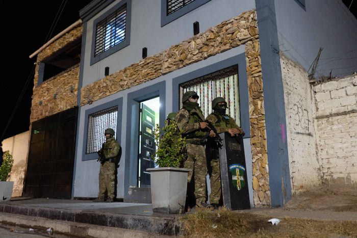 MEGAOPERATIVO EN EL ALGARROBAL: LOS ANTECEDENTES DE LOS 16 DETENIDOS