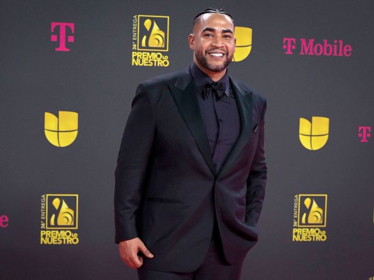 CON UNA DURA FOTO, DON OMAR REVELÓ QUE PADECE DE CÁNCER
