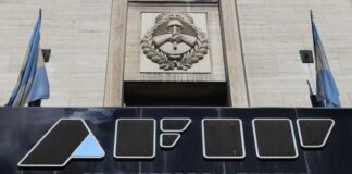 BLANQUEÓ LABORAL: LOS 5 PUNTOS QUE REGLAMENTO LA AFIP