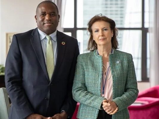 VIAJAR A MALVINAS: EL ACERCAMIENTO QUE NEGOCIA ARGENTINA CON EL REINO UNIDO