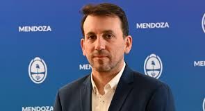 GOBIERNO ANUNCIA PARITARIA DOCENTE PARA DICIEMBRE