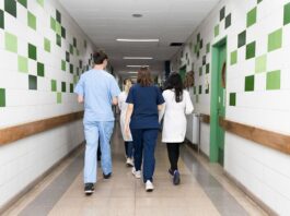PSIQUIATRAS CAPACITAN A MÉDICOS DE FAMILIA PARA PREVENIR EL SUICIDIO