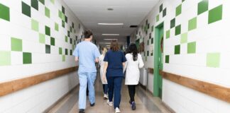 PSIQUIATRAS CAPACITAN A MÉDICOS DE FAMILIA PARA PREVENIR EL SUICIDIO