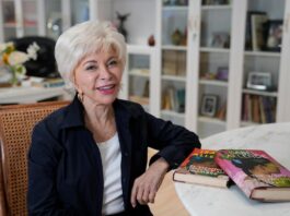 ISABEL ALLENDE: UNA NOVELA CHILENA, UNA VOZ UNIVERSAL