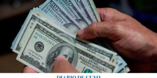 DÓLARES DEBAJO DEL COLCHÓN: CRECE LA COMPRA DE AUTOS USADOS EN MENDOZA