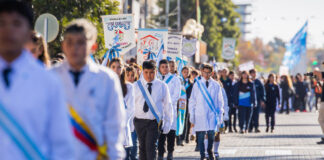 ALBERTO “MANZANA” MARTÍNEZ ADELANTÓ LOS DETALLES DEL GRAN DESFILE DEL DÍA DE LA BANDERA