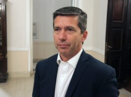 PETI LOMBARDI SOBRE LUIS PETRI: ‘ES UN DIRIGENTE MÁS, NO TIENE UN LUGAR PRIVILEGIADO EN LA UCR