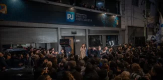 SIN TOBILLERA: CRISTINA KIRCHNER PIDIÓ PRISIÓN DOMICILIARIA Y ELEVARÁ UNA DEMANDA INTERNACIONAL