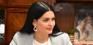 MULTARON A FLOR DESTÉFANIS POR IRREGULARIDADES EN CONTRATACIONES DE UN EVENTO MUNICIPAL