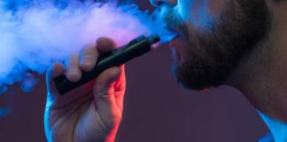 SERGIO MÁRQUEZ PROPONE PROHIBIR VAPERS EN MENDOZA Y SANCIONAR LA VENTA A MENORES