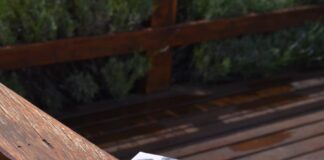 FACUNDO RUFFOLO PRESENTÓ SU LIBRO «LAS NARANJAS» EN LA BRÚJULA