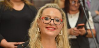 MANONI RESPALDÓ EL ENDEUDAMIENTO PROVINCIAL Y EXIGIÓ PRIORIDAD PARA EDUCACIÓN Y SALUD