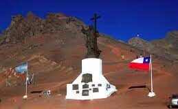 CRISTO REDENTOR: ARGENTINA Y CHILE ACUERDAN MEJORAR EL PASO FRONTERIZO
