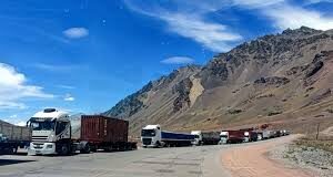 TRANSPORTISTAS TEMEN POR ATAQUES EN CHILE Y RECOMIENDAN PRECAUCIONES