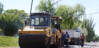 SE SIGUE MEJORANDO LA CIRCULACIÓN Y LA SEGURIDAD EN CAMINOS PRODUCTIVOS
