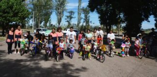 EL JARDÍN MATERNAL «JUNTO A MAMITA” Y UN SÁBADO RECREATIVO EN EL BARRIO FERRISI