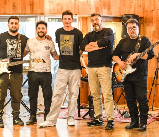 LA MONCHA ROCK: «EL ROCK SIGUE VIVO Y NOSOTROS LO DEFENDEMOS CON EL CUERPO»
