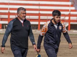 ANDRADA, DT DEL CENTRO DEPORTIVO RIVADAVIA: “APOSTAMOS A LOS PIBES DEL CLUB Y A UN PROCESO DE TRABAJO A FUTURO”