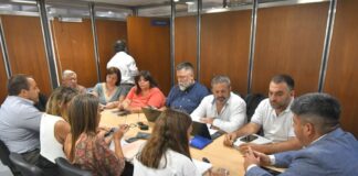 PARITARIAS 2026: EL GOBIERNO PRESENTÓ OFERTA A DOCENTES Y CELADORES Y LA NEGOCIACIÓN PASÓ A CUARTO INTERMEDIO