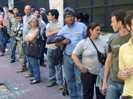 LA DESOCUPACIÓN AUMENTÓ EN 2025 Y CERRÓ EN 7,5% A NIVEL NACIONAL, SEGÚN EL INDEC