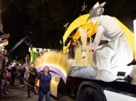 LA PAZ GANÓ EL PREMIO AL MEJOR CARRO DE LA VENDIMIA EN LA VÍA BLANCA Y EL CARRUSEL