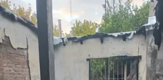 TRÁGICO INCENDIO EN JUNÍN: DOS ADULTOS MAYORES MURIERON Y BOMBEROS ASEGURAN QUE LLEGARON EN 8 MINUTOS