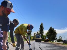 AVANZAN LAS OBRAS DE ASFALTO EN EL LATERAL DEL ACCESO SUR EN LUJÁN DE CUYO