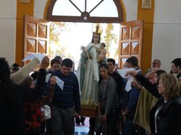 LOS BARRIALES CELEBRÓ SU FIESTA PATRONAL EN HONOR A NUESTRA SEÑORA DE LA LUZ