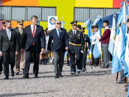 JUNÍN Y SAN MARTÍN UNIERON A SUS COMUNIDADES EN EL ACTO DEL DÍA DE LA BANDERA