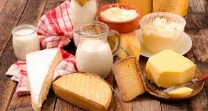 MENOS LECHE Y MENOS QUESO: EL AJUSTE TAMBIÉN LLEGÓ A LA MESA FAMILIAR