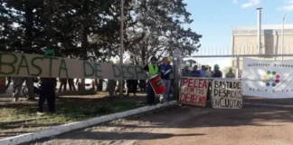 PETROPLAST: DENUNCIAN 28 DESPIDOS Y DOS MESES DE SUELDOS ADEUDADOS
