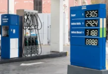 EL BOLSILLO MIRA AL SURTIDOR: PODRÍA BAJAR EL COMBUSTIBLE