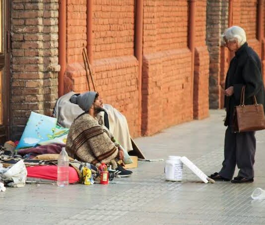 SAN MARTÍN AMPLIÓ LAS PLAZAS DEL REFUGIO ANTE LA OLA POLAR