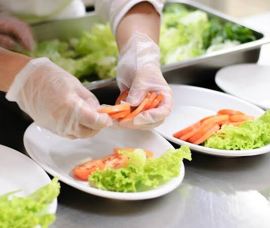 RIVADAVIA ABRE UN NUEVO CURSO DE MANIPULACIÓN SEGURA DE ALIMENTOS