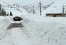 PUENTE DEL INCA QUEDÓ BAJO CASI TRES METROS DE NIEVE TRAS UN TEMPORAL HISTÓRICO